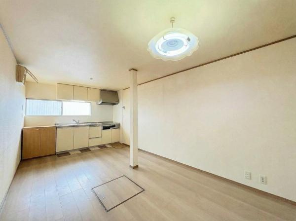 【居間・リビング】