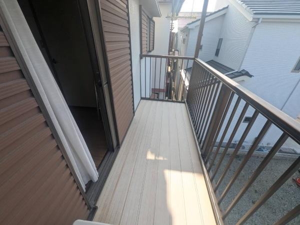 【バルコニー】