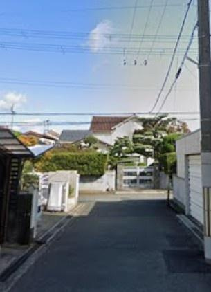 【前面道路含む現地写真】