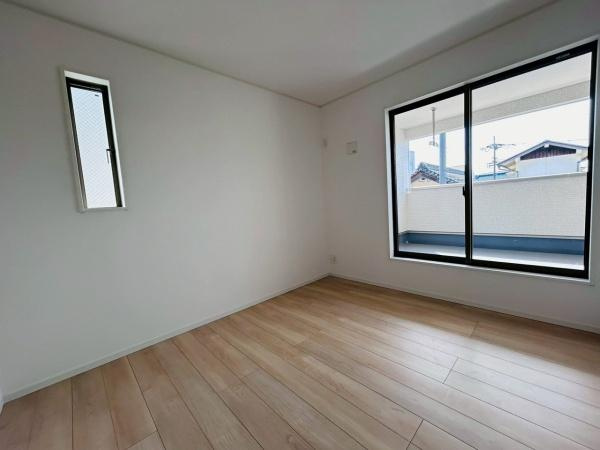 【洋室】 | 写真は同社施工例です。