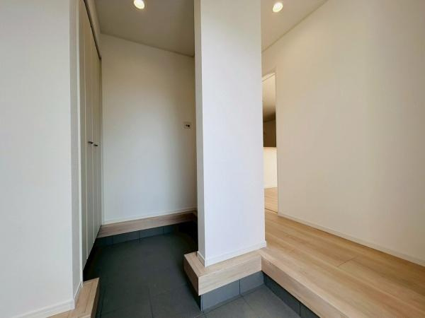 【バルコニー】 | 写真は同社施工例です。