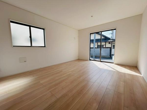 【居間・リビング】 | 写真は同社施工例です。