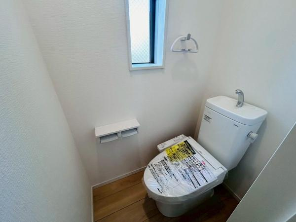 【トイレ】 | 写真は同社施工例です。