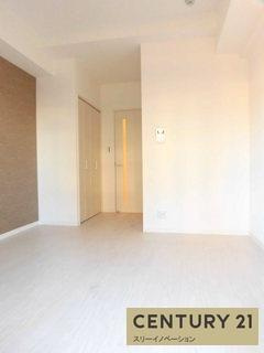 インザライフ大正RESIDENCEの居間・リビング|★デザインクロス※偶数階の写真★