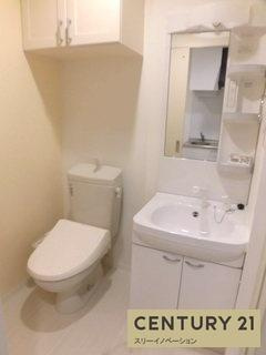 インザライフ大正RESIDENCEのトイレ|★トイレ兼オシャレな脱衣所★