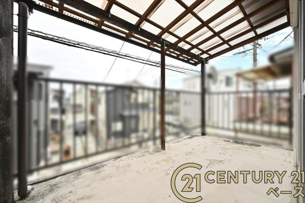 葛城市長尾　一戸建のその他|■現地撮影写真■洗濯物も沢山干せる広々としたベランダ！