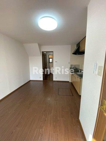 DUPLEX M Bのエントランス