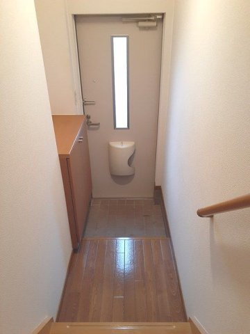 アンソレイユアオキⅡＢの玄関