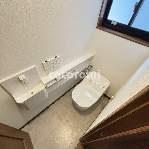 高柳5丁目戸建のトイレ