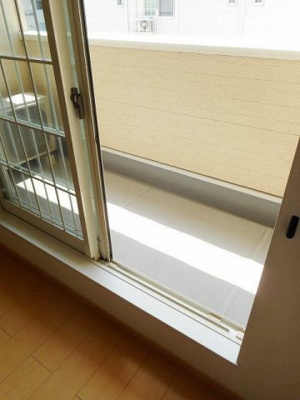 【バルコニー】 | アヴェニューＢ