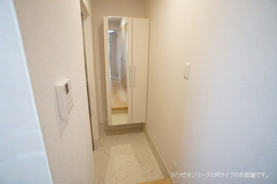 【玄関】 | カサ・ヴァリエンテⅡ