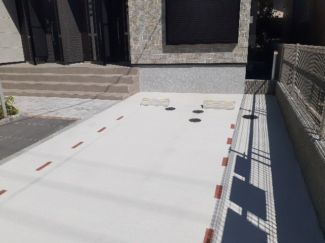 ルピナス明野の駐車場