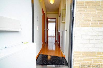 【玄関】 | レオパレススズキ