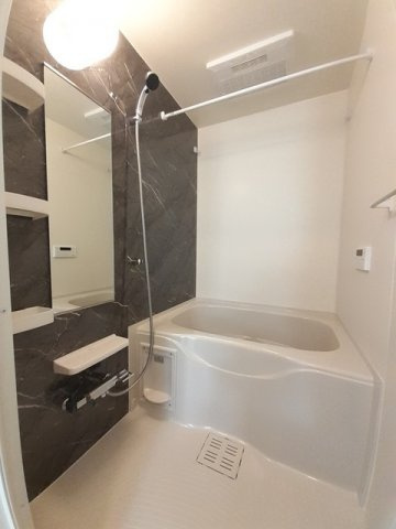 セレーブル浅江Ⅱの浴室