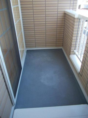 エクセル三ノ宮Ｃのバルコニー