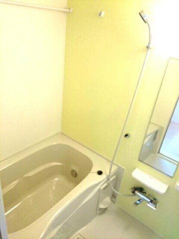 ヴィラージュ平井の浴室