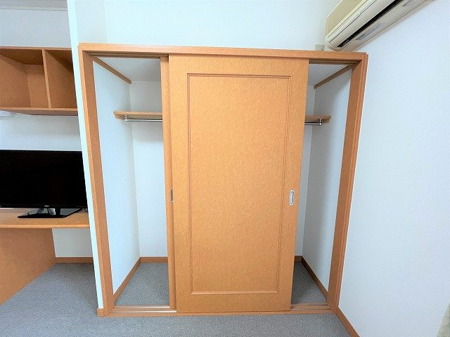 レオパレススカーレットの内装