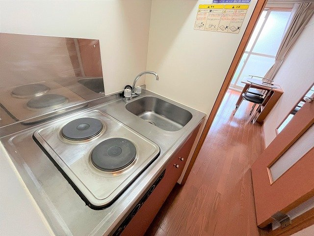 レオパレススカーレットのキッチン