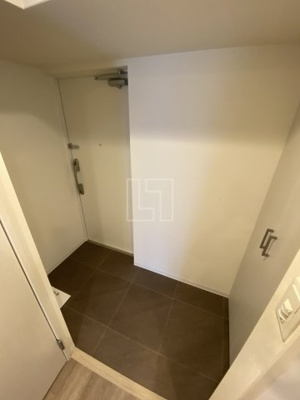 【収納】 | ラクラス堺筋本町 | ラクラス堺筋本町　玄関スペース