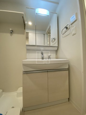 【洗面所】 | ラクラス堺筋本町 | ラクラス堺筋本町　独立洗面化粧台