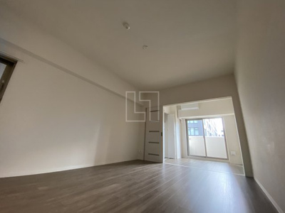 【居間・リビング】 | ラクラス堺筋本町 | ラクラス堺筋本町　リビング・ダイニングスペース