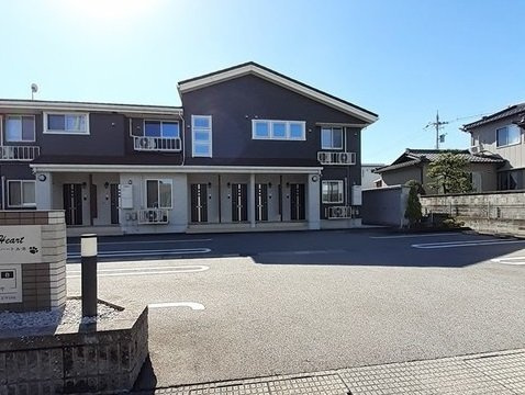 ベル・ハートＢの駐車場