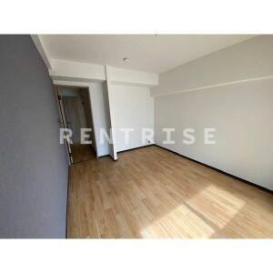 岩倉駅西ビルのエントランス