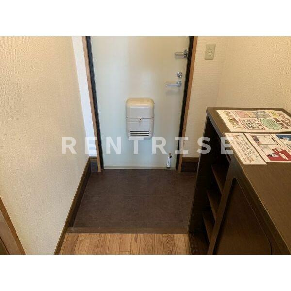 Limpia村瀬の玄関