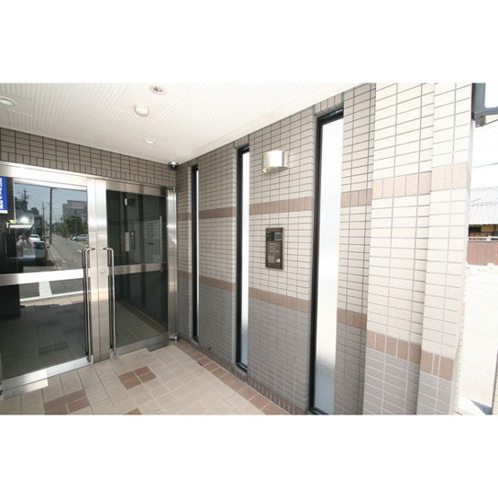 【エントランス】 | アミュズマン亀城