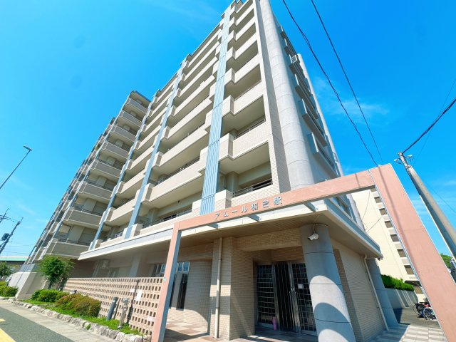 【外観】 | アムール和白駅☆仲介手数料無料☆ | 好立地の香椎線和白駅徒歩13分が魅力的。すぐそばに２４時間スーパーがあるリノベーション物件♪