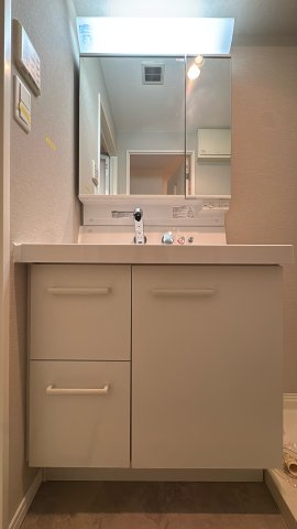 【独立洗面台】 |  グランフォーレラグゼ博多駅南☆仲介手数料無料☆