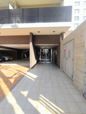 【エントランス】 |  グランフォーレラグゼ博多駅南☆仲介手数料無料☆