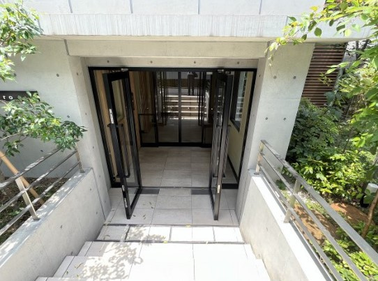 Fika池袋のエントランス