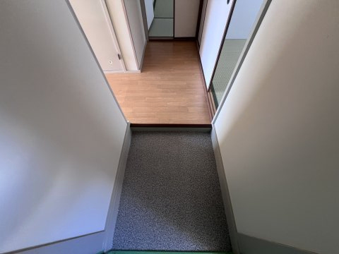 伊川谷（２） 2号棟の玄関