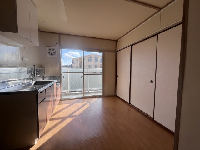 伊川谷（２） 2号棟の居間・リビング