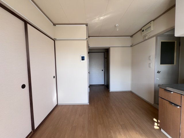 伊川谷（２） 2号棟の居間・リビング