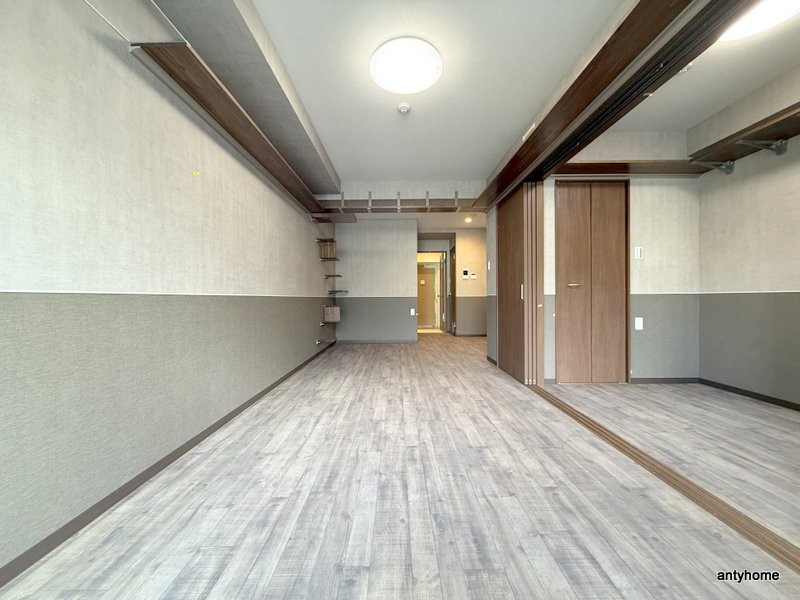 LEGALAND+猫 MIYAKOJIMA　仲介手数料無料の居間・リビング