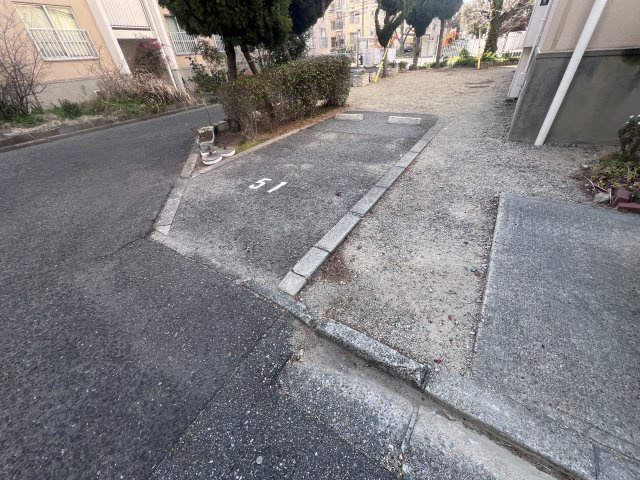 伊川谷（３） 3号棟の駐車場
