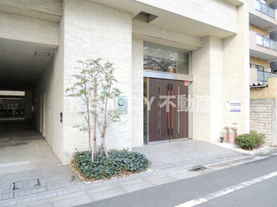 【エントランス】 | カスタリア大森 | 建物の内部です