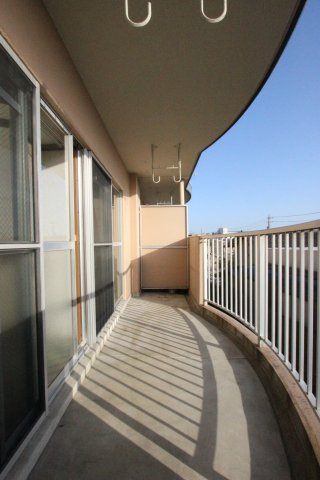 グランドハイツカトレアのバルコニー