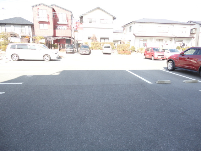 グランツEの駐車場