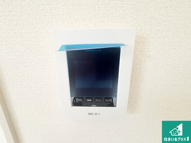 ●29(土)30(日)現地案内可能！　奈良市東九条町　の防犯設備|カラーモニターインターホン！声だけでなく来訪者の姿や顔がモニターで確認できるので、小さなお子様がいらっしゃるご家庭でも安心できます！