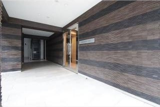 レジデンス1870のエントランス