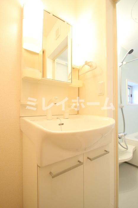 ヌフパレットの洗面所