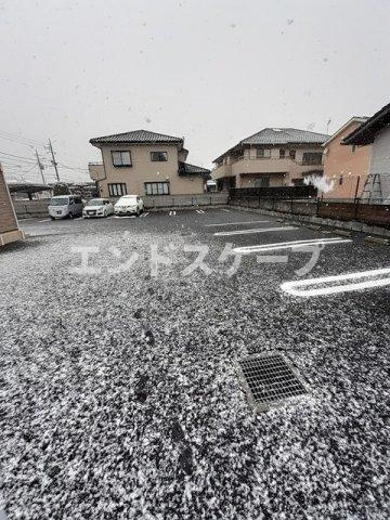 カルムの駐車場|高崎、前橋のお部屋探しはエンドスケープまで！お客様の理想お聞かせ下さい♪