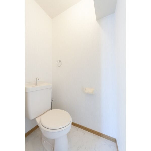 クラージュ城南のトイレ