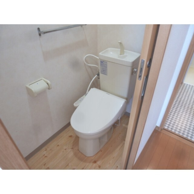 久留米市藤光町のアパートのトイレ