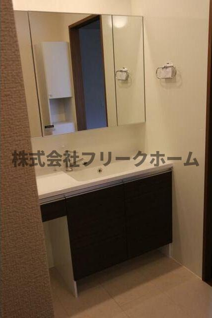 クレールヴェルデの洗面所