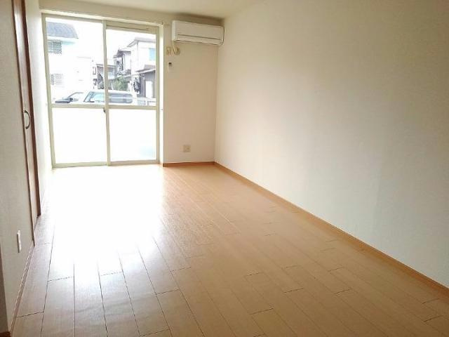 エンジェルコーポラスCの居間・リビング