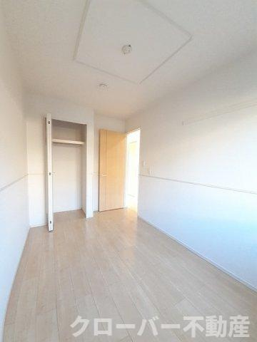 サン・グランデ鶴市の居間・リビング